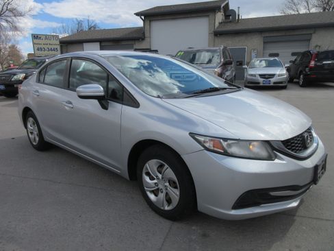 Used 2014 Honda Civic LX image 2