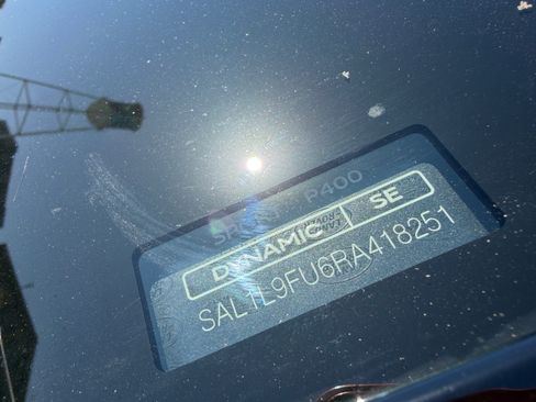 Used 2024 Land Rover Range Rover Sport Dynamic SE image 3