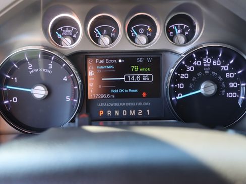 Used 2015 Ford F250 XLT image 10