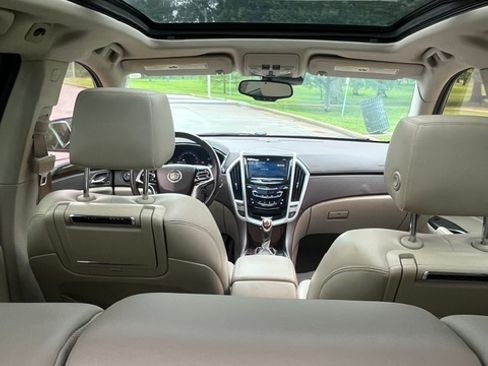 Used 2014 Cadillac SRX FWD Premium image 5