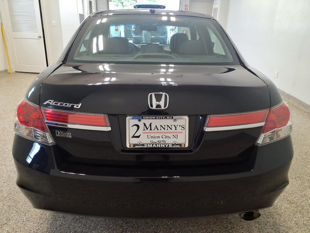 Used 2012 Honda Accord EX-L image 5