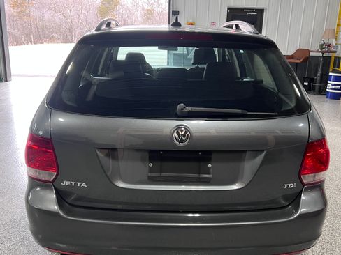 Used 2012 Volkswagen Jetta TDI image 5