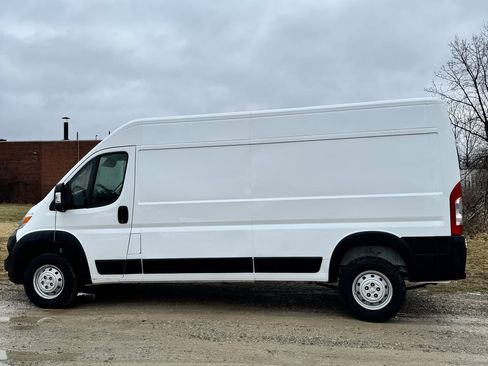 Used 2023 RAM ProMaster 2500 image 7
