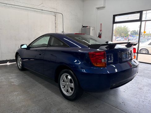 Used 2000 Toyota Celica GT FWD image 7