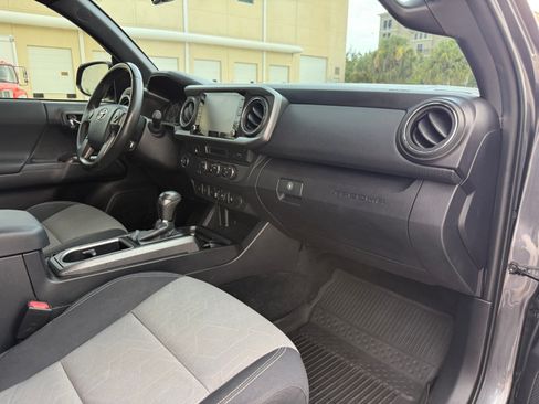 Used 2021 Toyota Tacoma TRD Sport RWD image 88
