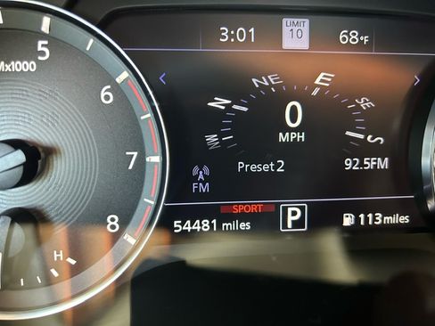 Used 2021 INFINITI QX50 Essential image 9