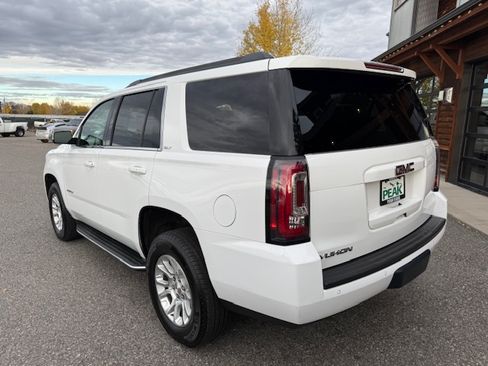 Used 2019 GMC Yukon SLT image 3
