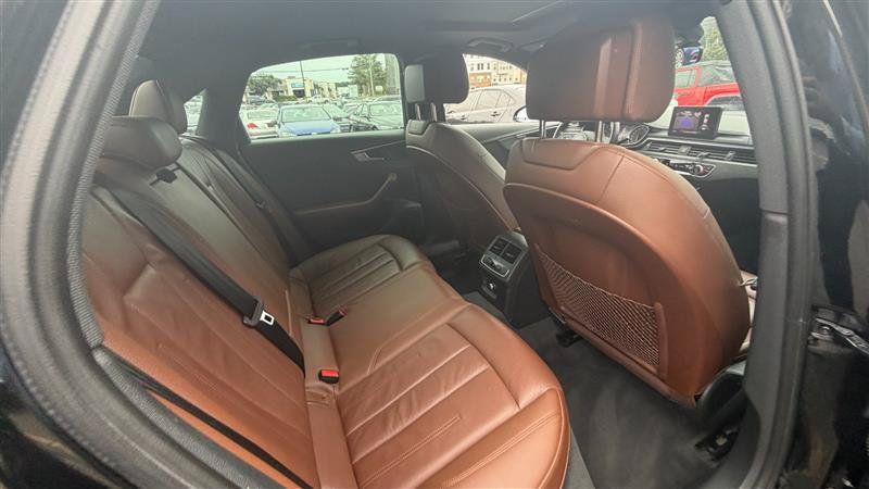 Used 2018 Audi A4 2.0T Ultra Premium Sedan FWD image 11