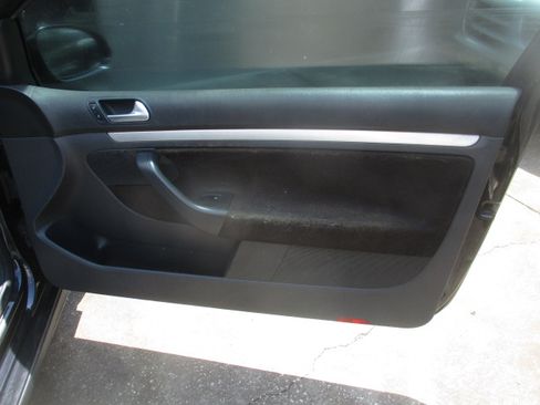 Used 2008 Volkswagen GTI 2-Door FWD image 13