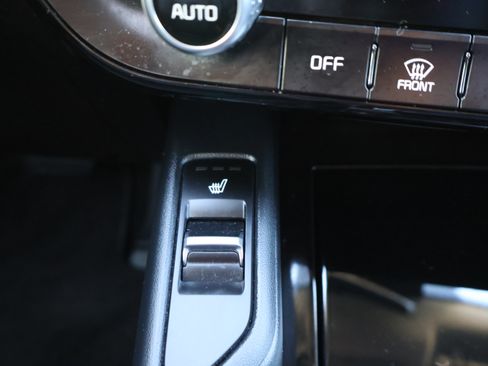 Used 2023 Kia Telluride S image 21