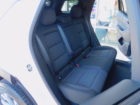 Used 2026 Chevrolet Equinox FWD LT w/ 1LT image 18