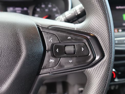 Used 2021 Chevrolet TrailBlazer FWD LT image 20