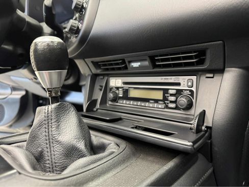 Used 2006 Honda S2000 image 14