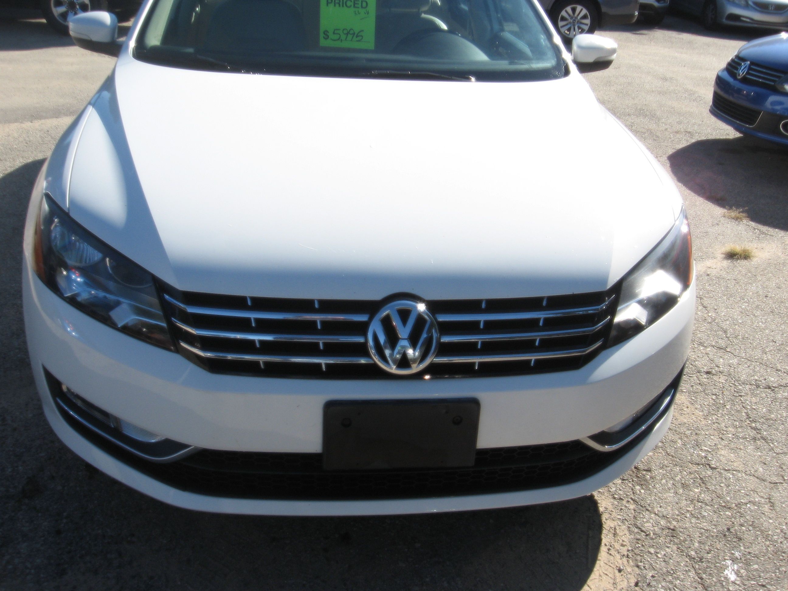 Used 2013 Volkswagen Passat 3.6 SEL Premium FWD image 2