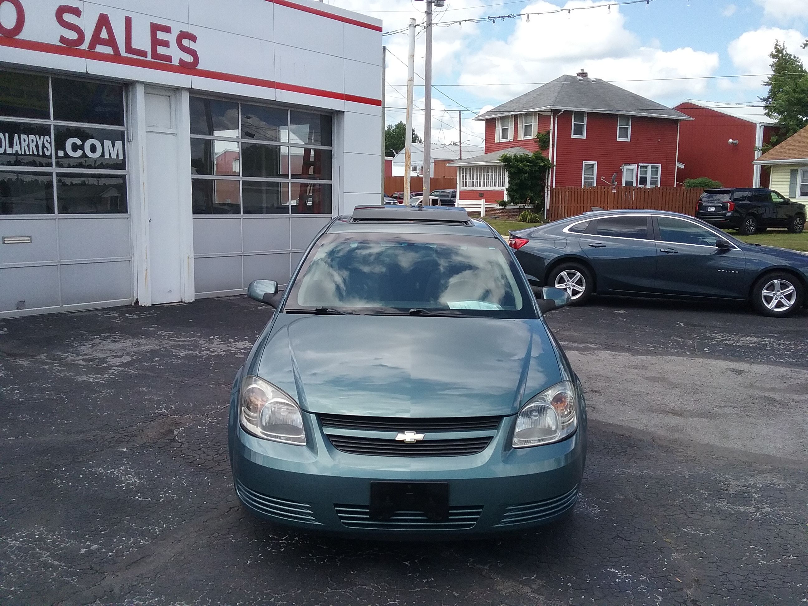 Used 2010 Chevrolet Cobalt LT Sedan w/ 1LT FWD image 9