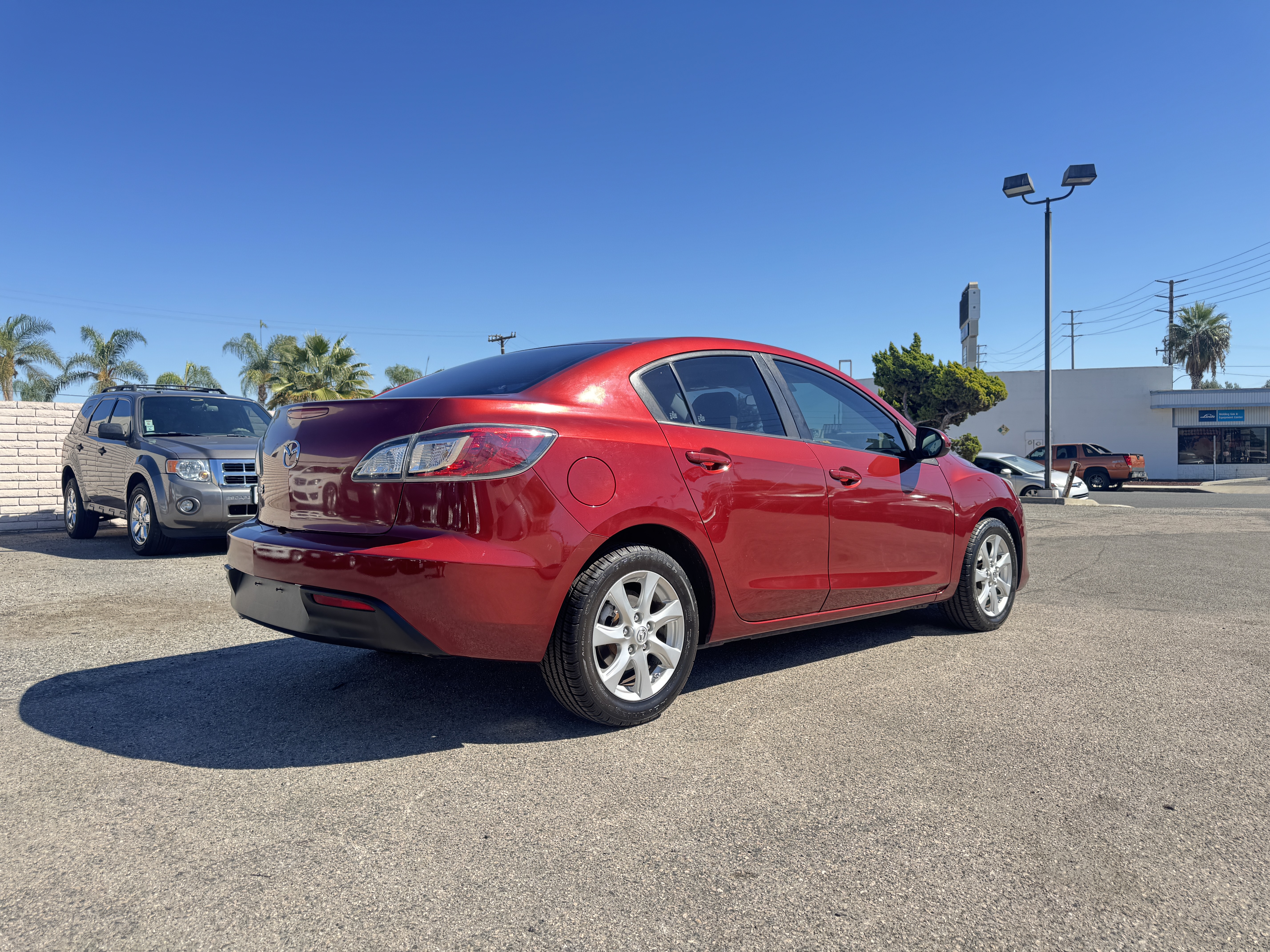 Used 2010 MAZDA MAZDA3 i Touring Sedan FWD image 9