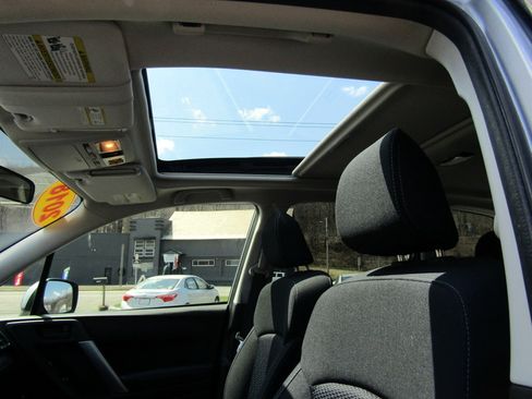 Used 2018 Subaru Forester 2.5i Premium image 16