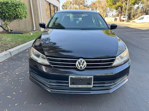 Used 2015 Volkswagen Jetta SE Sedan FWD image 2