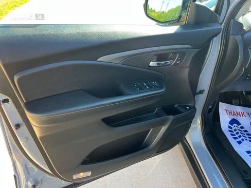 Used 2023 Honda Ridgeline RTL-E image 20