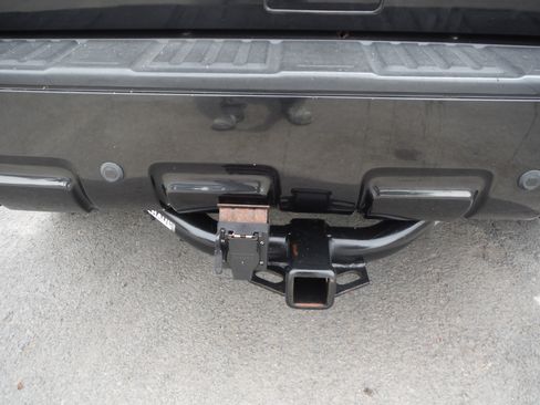 Used 2011 Ford Escape 2WD Limited image 22