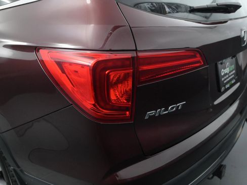 Used 2016 Honda Pilot Touring image 15