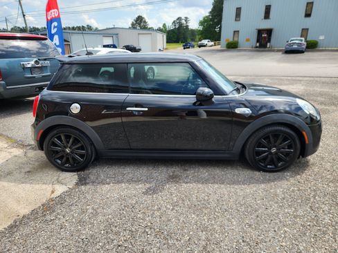 Used 2014 MINI Cooper S FWD image 6