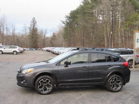 Used 2013 Subaru XV Crosstrek 2.0i Premium image 4