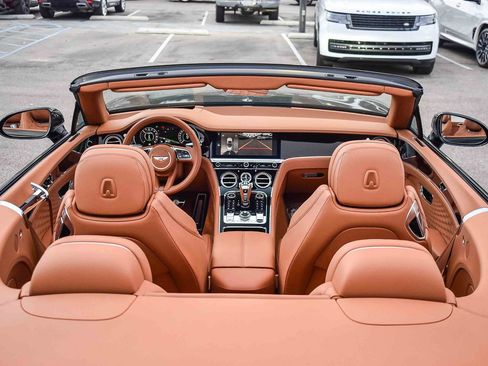 New 2026 Bentley Continental GTC image 32