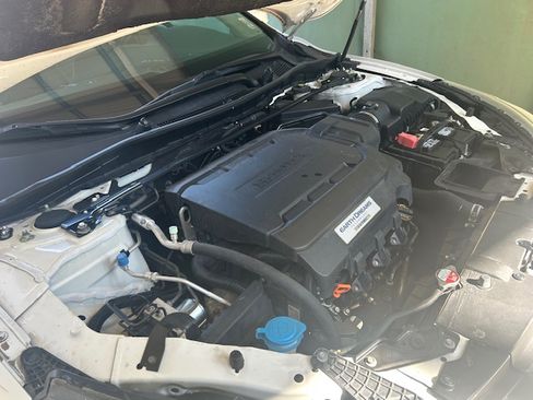 Used 2014 Honda Accord EX-L image 29