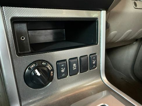 Used 2012 Nissan Pathfinder 4WD image 13