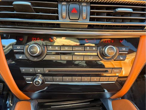 Used 2016 BMW X5 M image 32