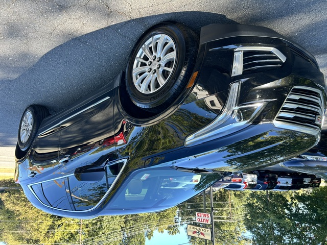 Used 2018 Cadillac XT5 FWD image 1