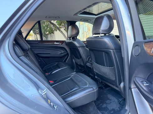 Used 2012 Mercedes-Benz ML 350 image 12