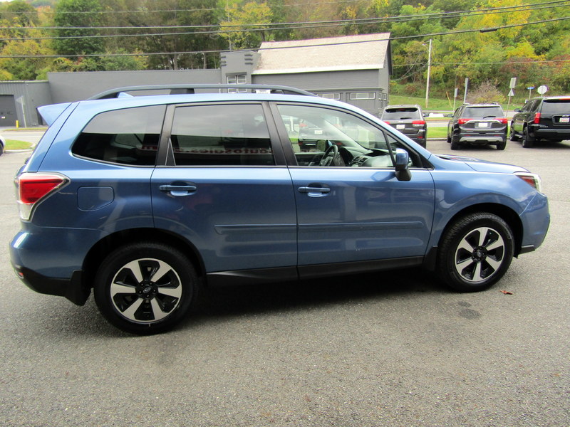 Used 2018 Subaru Forester 2.5i Premium AWD/4WD image 5