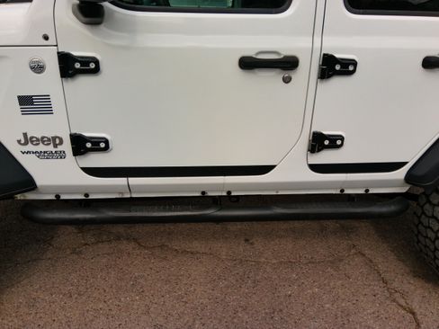 Used 2018 Jeep Wrangler Unlimited Sport image 17