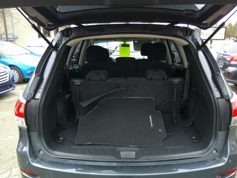 Used 2014 Nissan Pathfinder SV image 13