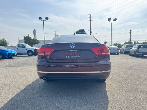 Used 2012 Volkswagen Passat 2.5 SEL image 6