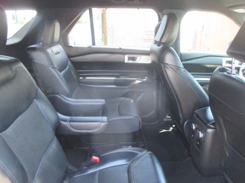Used 2021 Ford Explorer 4WD ST image 15