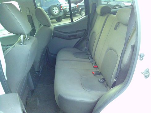 Used 2011 Nissan Xterra X image 13