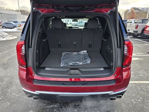 New 2026 GMC Yukon XL Denali image 30