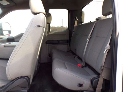 Used 2019 Ford F250 XL image 8