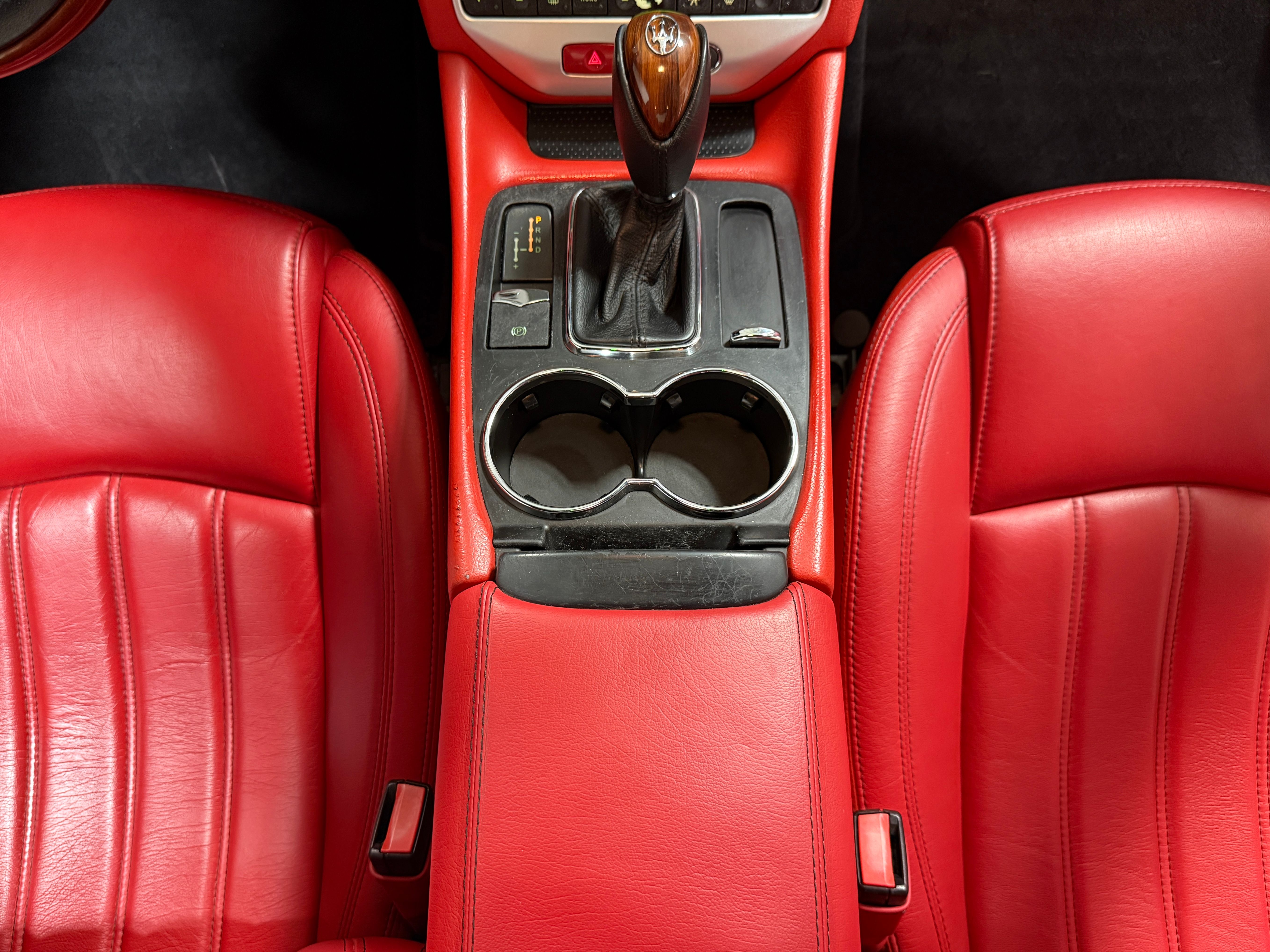 Used 2008 Maserati GranTurismo Coupe RWD image 28