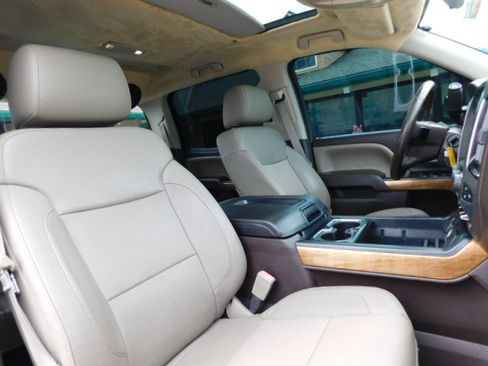 Used 2014 Chevrolet Silverado 1500 LTZ image 19