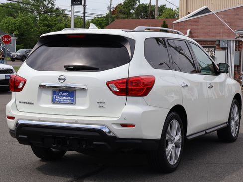 Used 2019 Nissan Pathfinder SL image 7