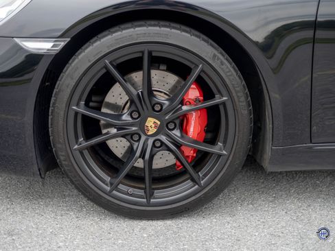Used 2018 Porsche 911 Carrera S RWD image 8