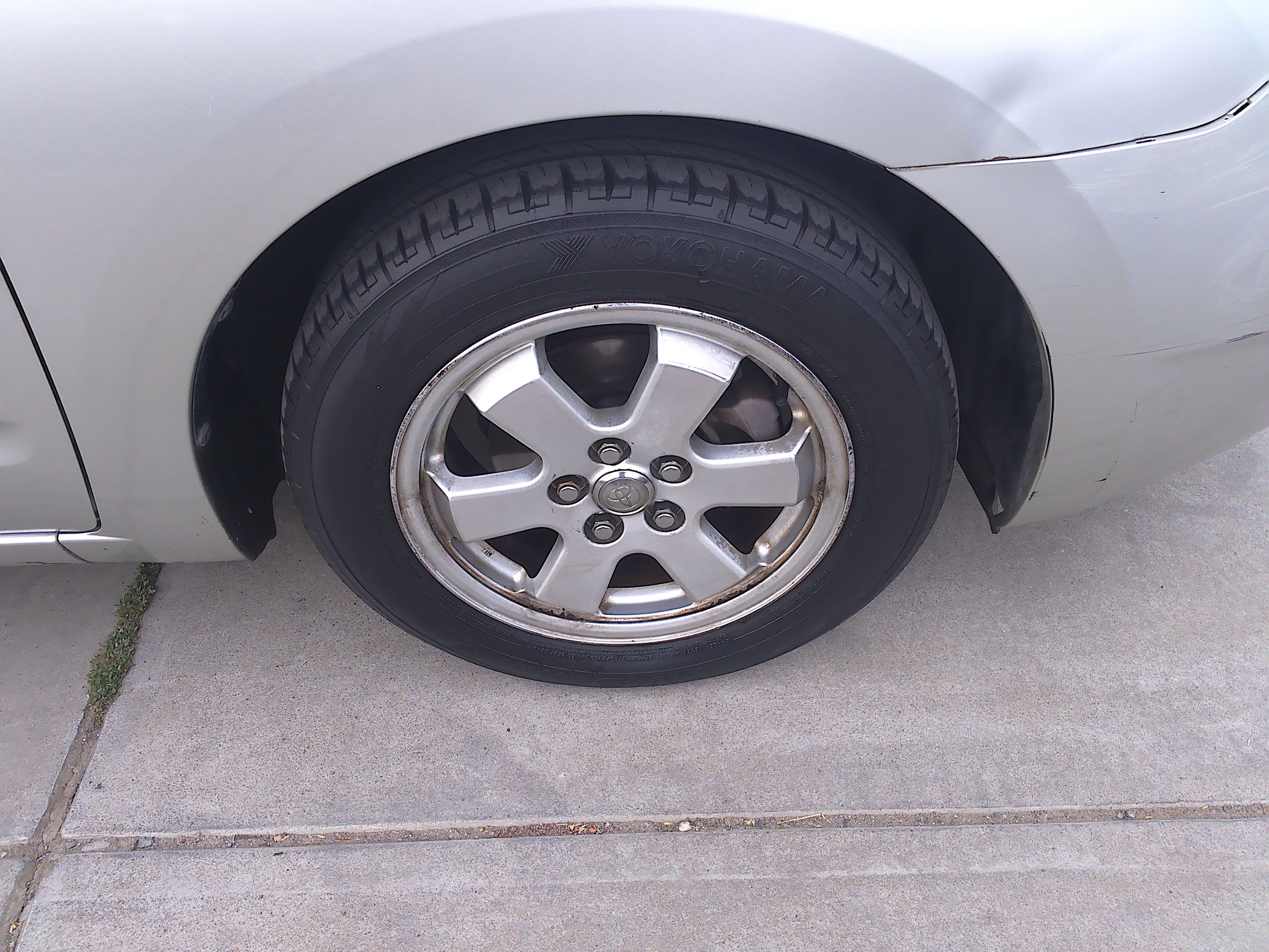 Used 2005 Toyota Prius Two FWD image 34