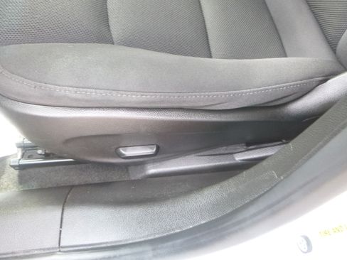 Used 2016 Chevrolet Cruze Limited LT Sedan FWD image 14