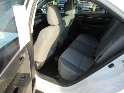 Used 2014 Toyota Corolla FWD image 14