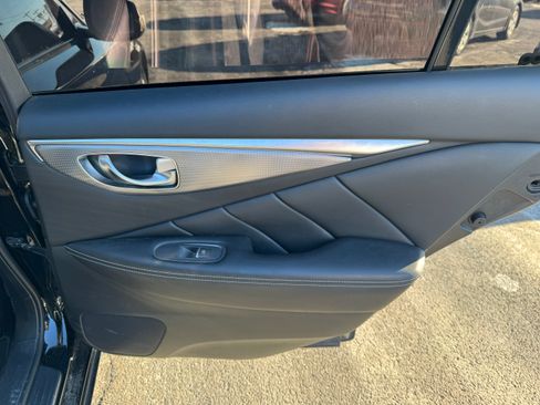 Used 2015 INFINITI Q50 Premium image 17