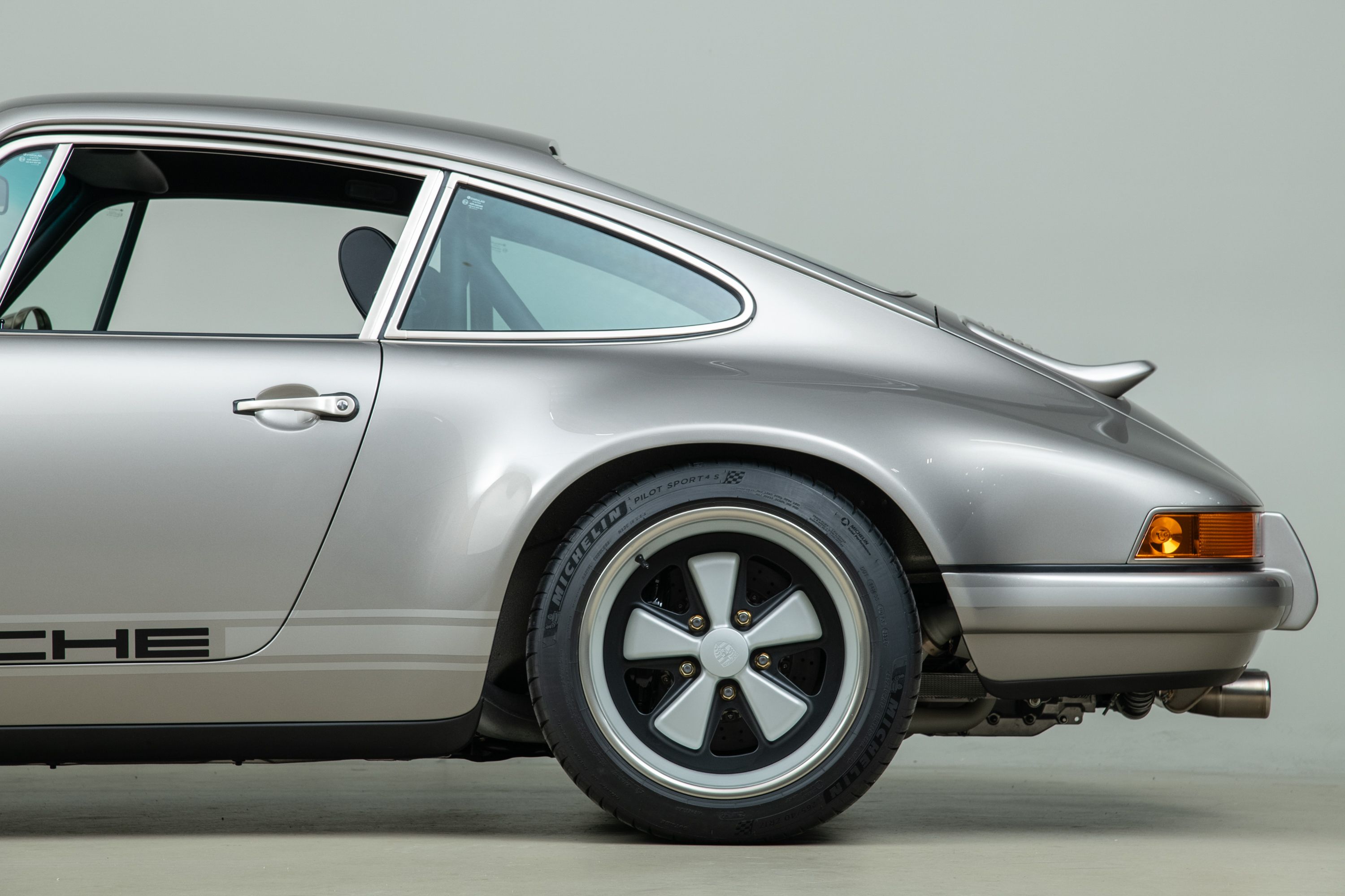 Used 1989 Porsche 911 Carrera RWD image 59
